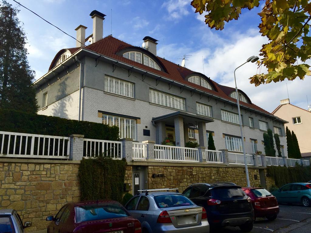 Art Deco Hotel Hoffmann Кладно Екстериор снимка