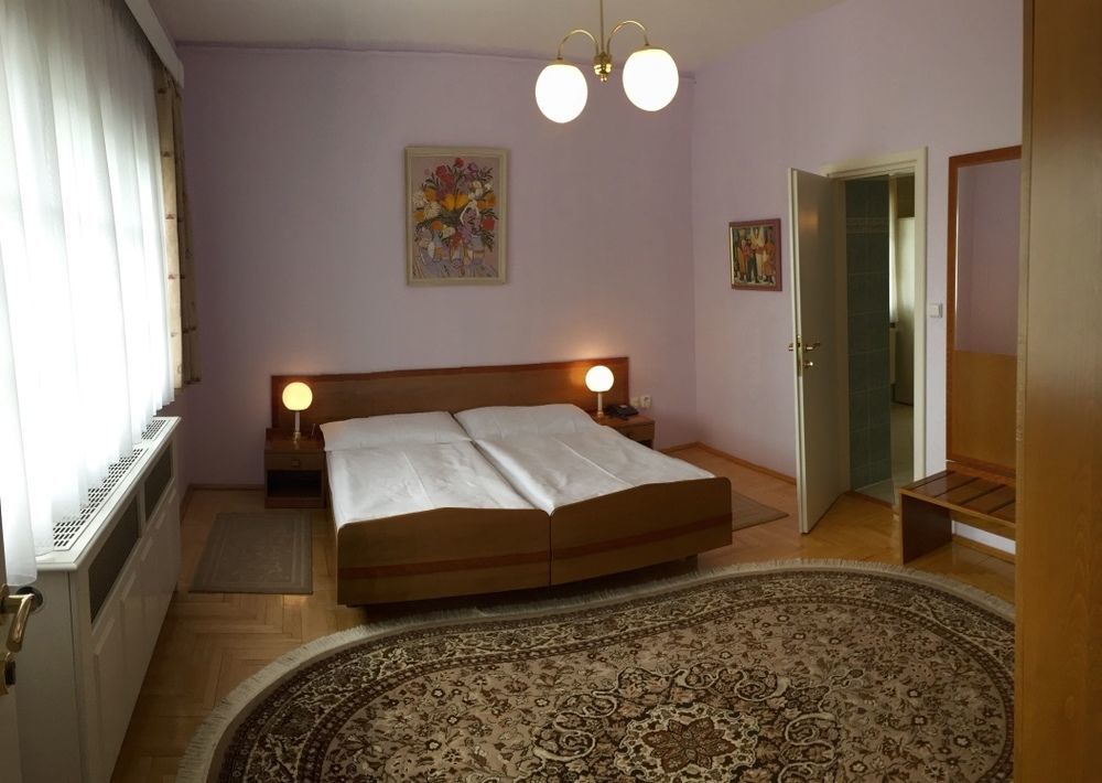 Art Deco Hotel Hoffmann Кладно Екстериор снимка