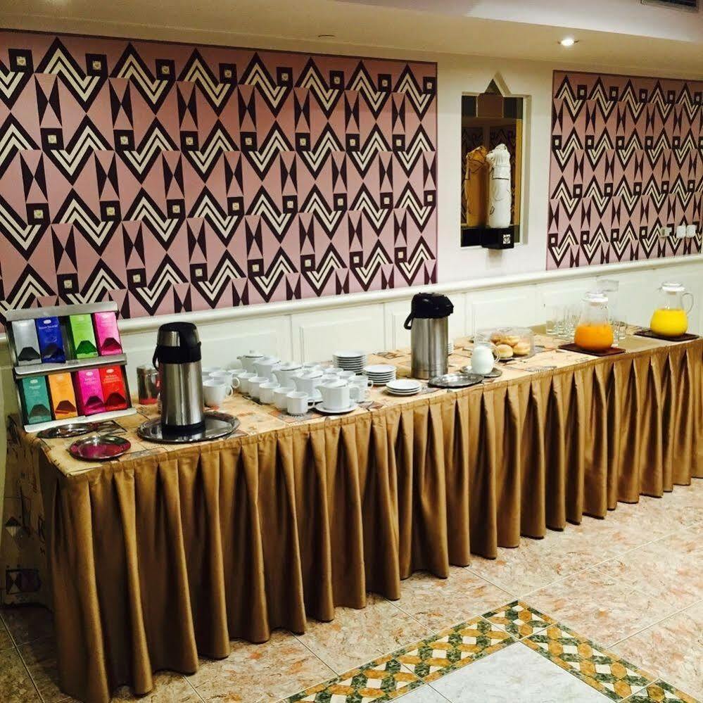 Art Deco Hotel Hoffmann Кладно Екстериор снимка