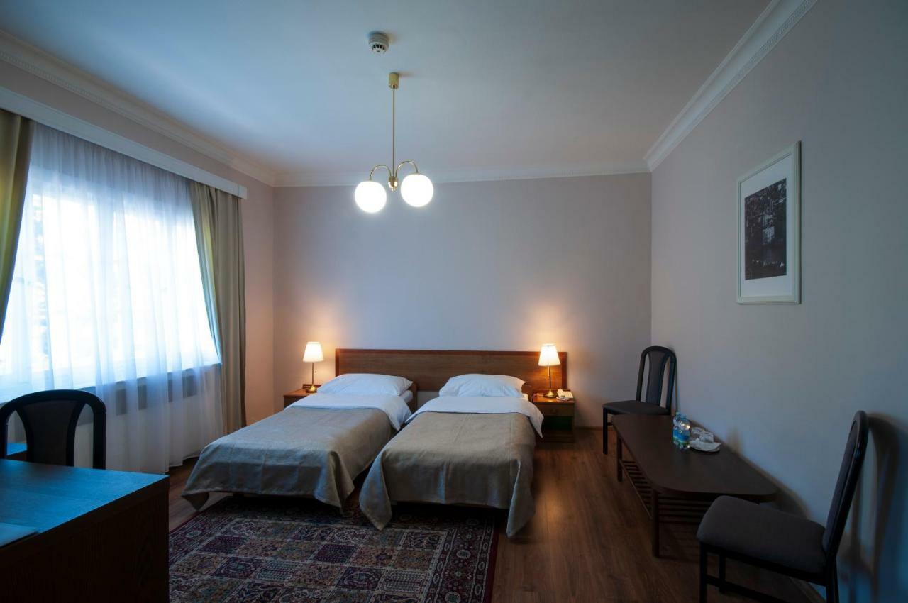 Art Deco Hotel Hoffmann Кладно Екстериор снимка